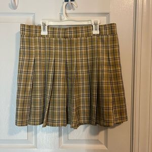 COTTON CANDY LA YELLOW PLAID PLEATED MINI SKIRT SIZE LARGE